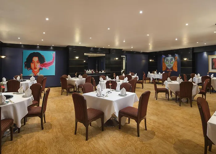 Novotel Bangna Hotel 4*