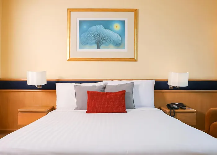 Novotel Bangna Hotel 4*